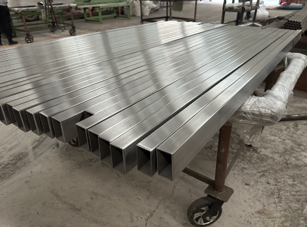 随州新能源汽车用不锈钢方管 现货