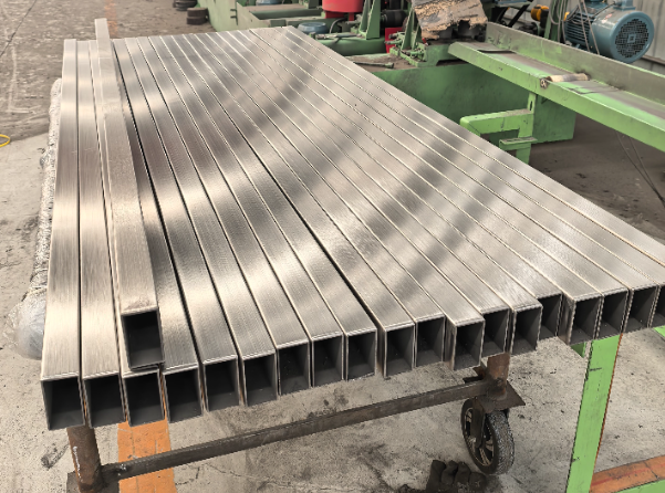 随州建筑工程行业用不锈钢无缝钢管